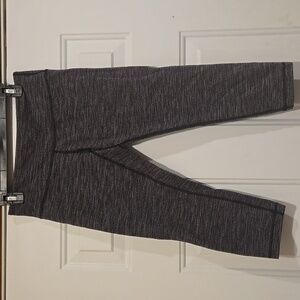 Lululemon Wunder Under Crop II Space dye Black Slate. Size 8